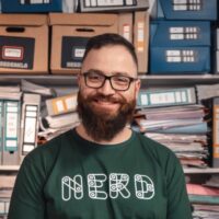 Eduardo Casarero headshot